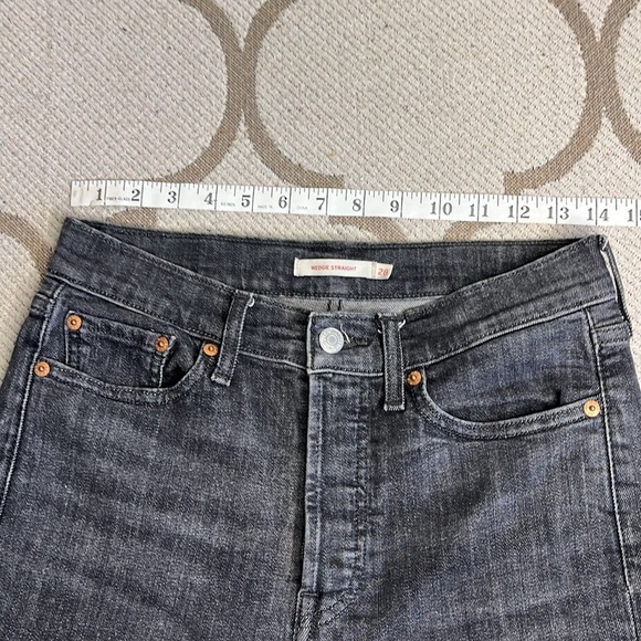 Levi's Premium WEDGIE STRAIGHT FIT WOMEN'S JEANS raw hems button fly - Picture 4 of 17
